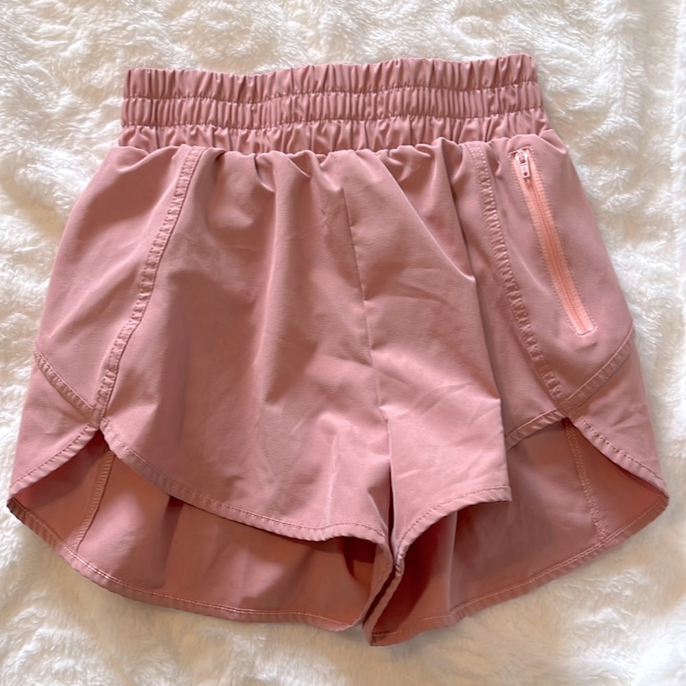 Light pink blooming jelly brand running shorts